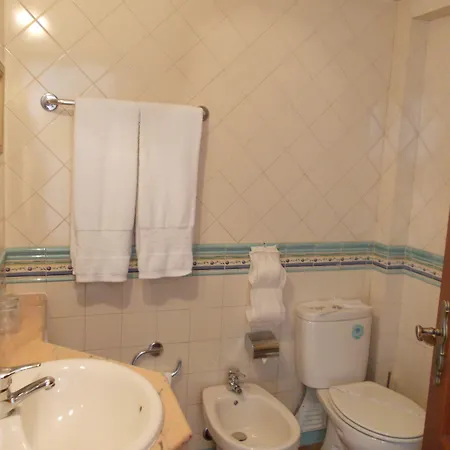 Casa De S. Thiago De 3*