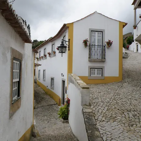 Casa De S. Thiago De Gæstehus Óbidos