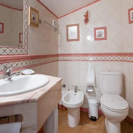 Casa De S. Thiago De 3*